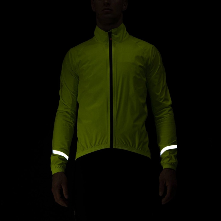 Light Green Men Castelli EMERGENCY 2 RAIN Protection | 643NJLARO